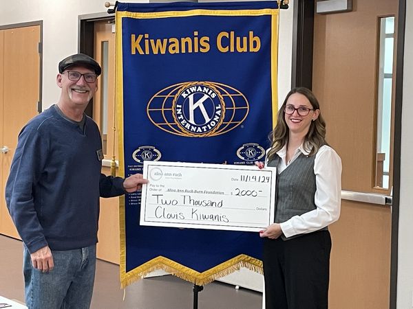 Kiwanis Club of Clovis Gives Back